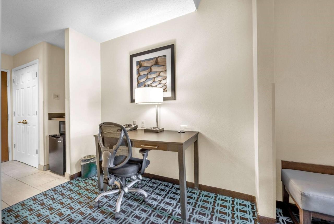 Wingate By Wyndham Chicago Schaumburg Exterior foto